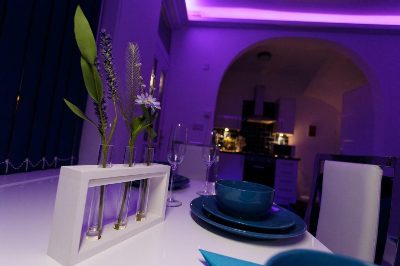 Clifton Bespoke Serviced Apartments Leeds  Luaran gambar